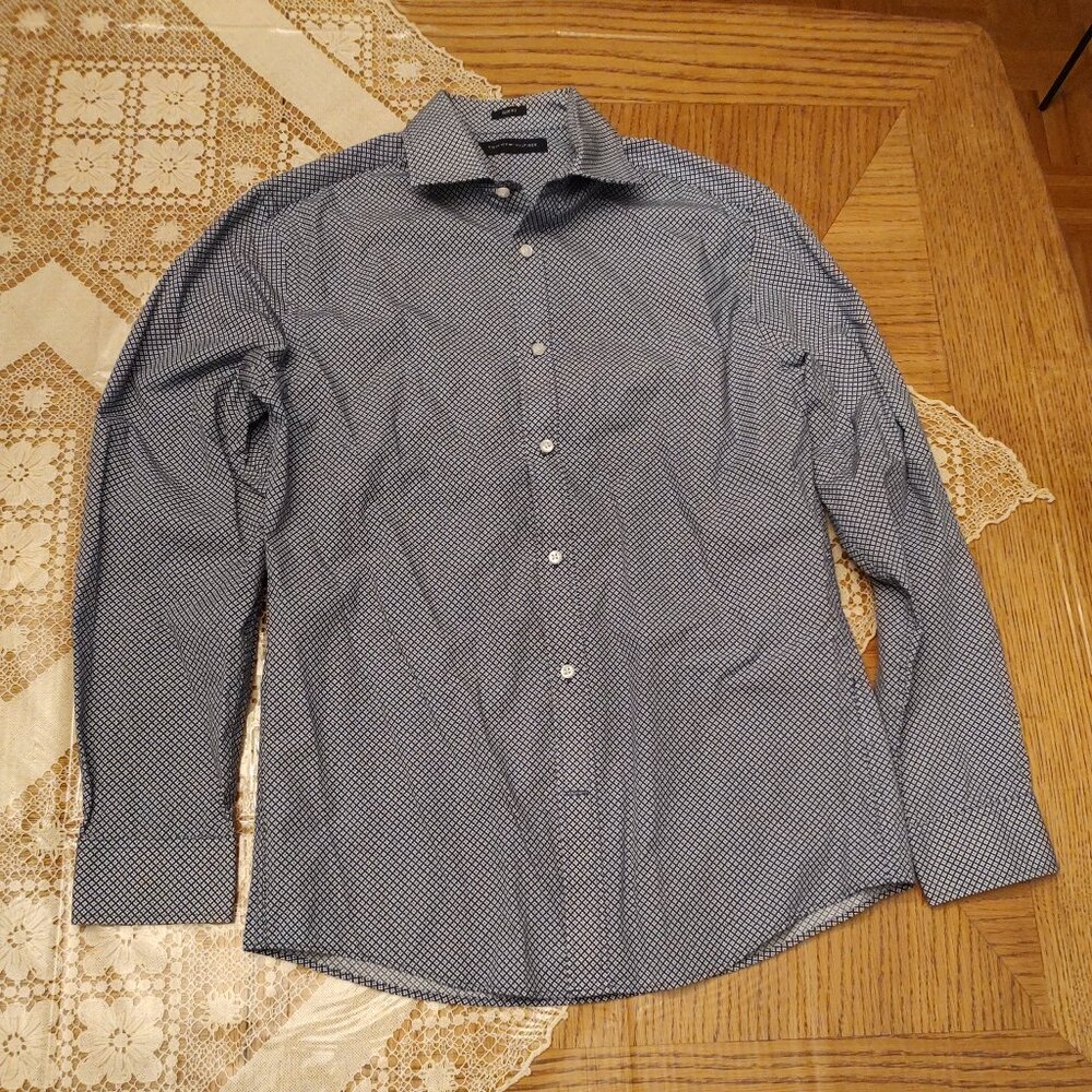 Tommy Hilfiger button down shirt slim fit